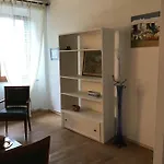 - La Corte 西纳伦加