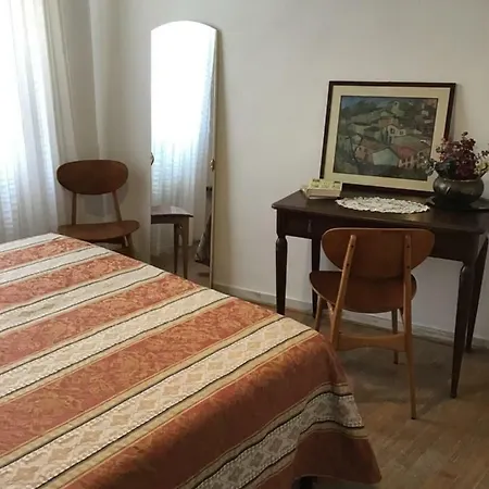 - La Corte
