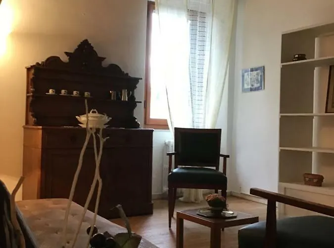 - La Corte